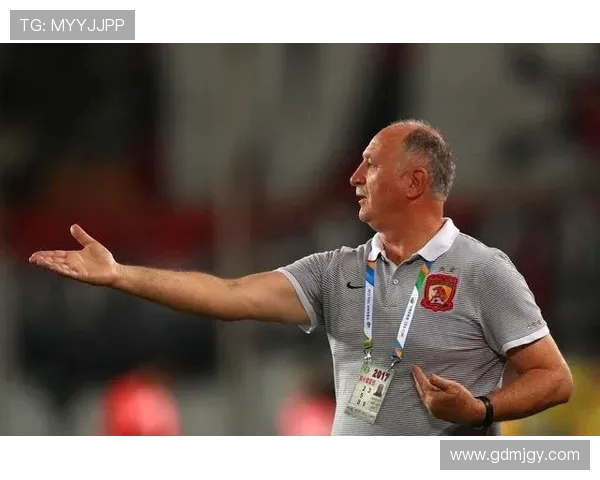 加拉塔萨雷费内巴切竞逐恩昆库米兰标价3500万欧元转会焦点 加拉塔萨雷费内巴切竞逐恩昆库米兰标价3500万欧元转会焦点